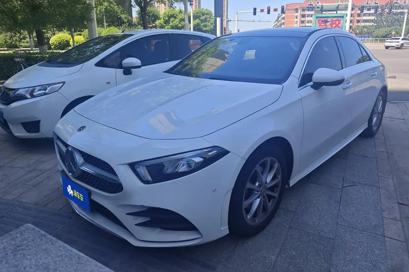 Mercedes-Benz A-Class A 200 L Sport, 2019 — фото 1