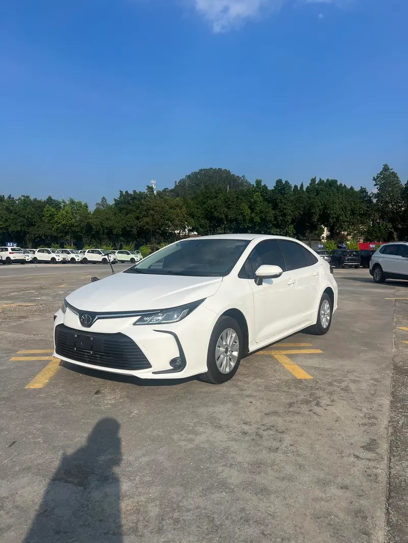 Toyota Corolla 1.2T S-CVT Edition, 2023 — фото 1