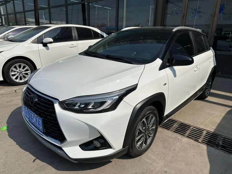Toyota Yaris L, 2022