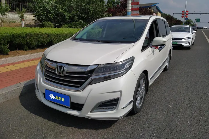 Honda Elysion 2.4L Luxury Edition, 2016 — фото 1