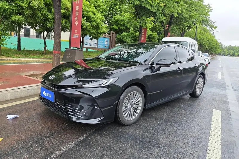 Toyota Camry, 2024