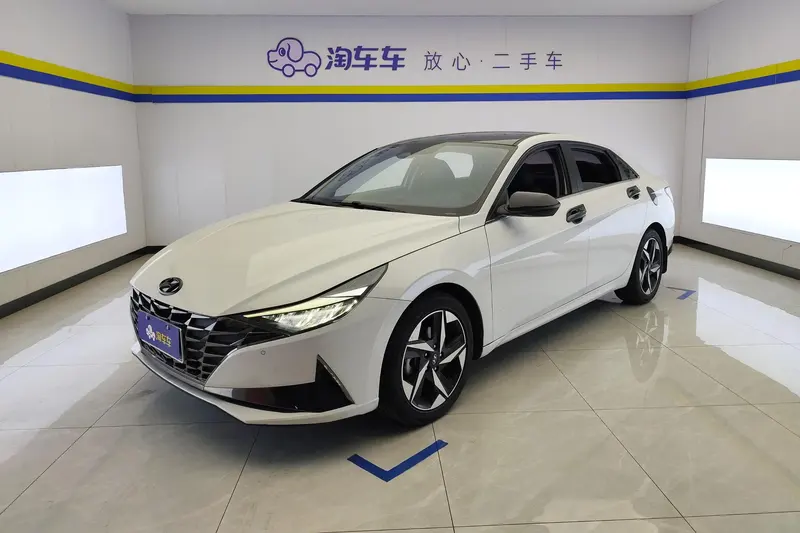Hyundai Elantra, 2021