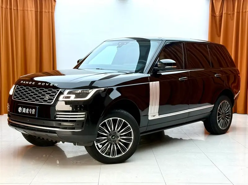 Land Rover Range Rover 3.0 V6 SC Vogue Extended Edition, 2018 — фото 1