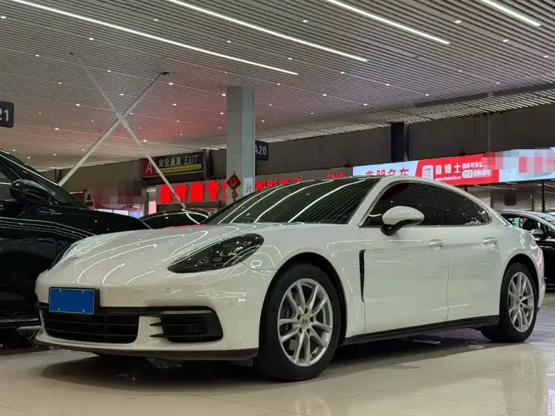 Porsche Panamera, 2020