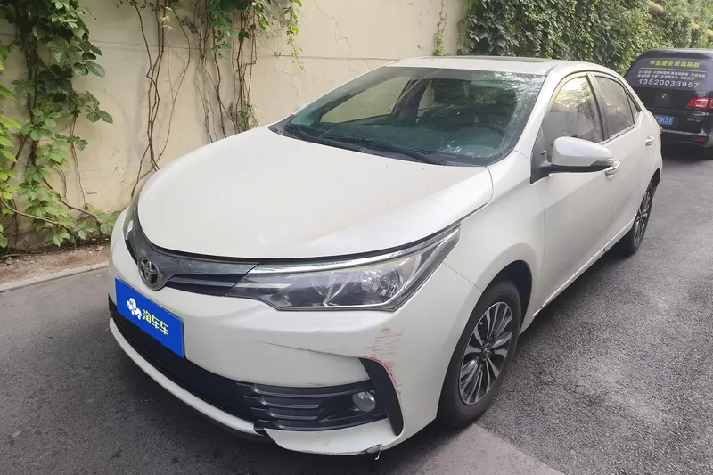 Toyota Corolla Facelift 1.2T S-CVT GL-i CN5, 2017 — фото 1