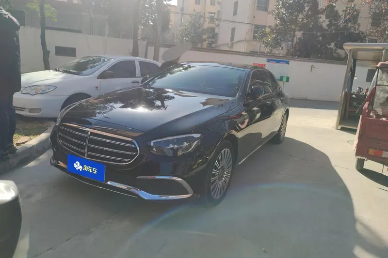Mercedes-Benz E-Class E 300 L Luxury Version, 2023 — фото 1
