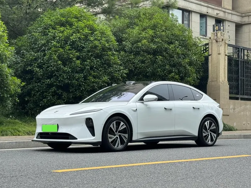 NIO ET5, 2024