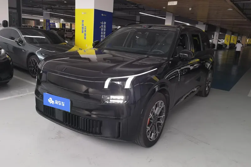 Lynk & Co 900, 2025