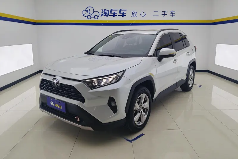 Toyota RAV4 2.0L CVT 2WD Style Plus Edition, 2021 — фото 1
