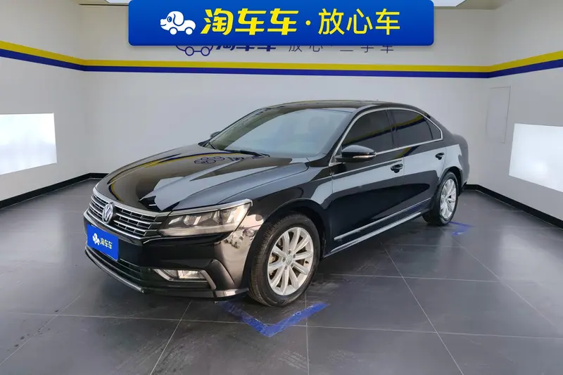 Volkswagen Passat 330TSI DSG Premium Edition, 2016 — фото 1