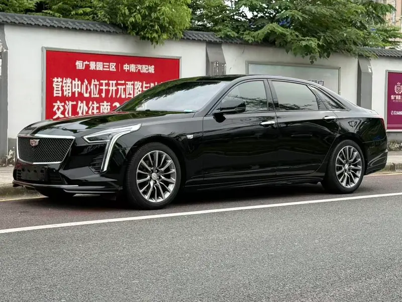 Cadillac CT6, 2022