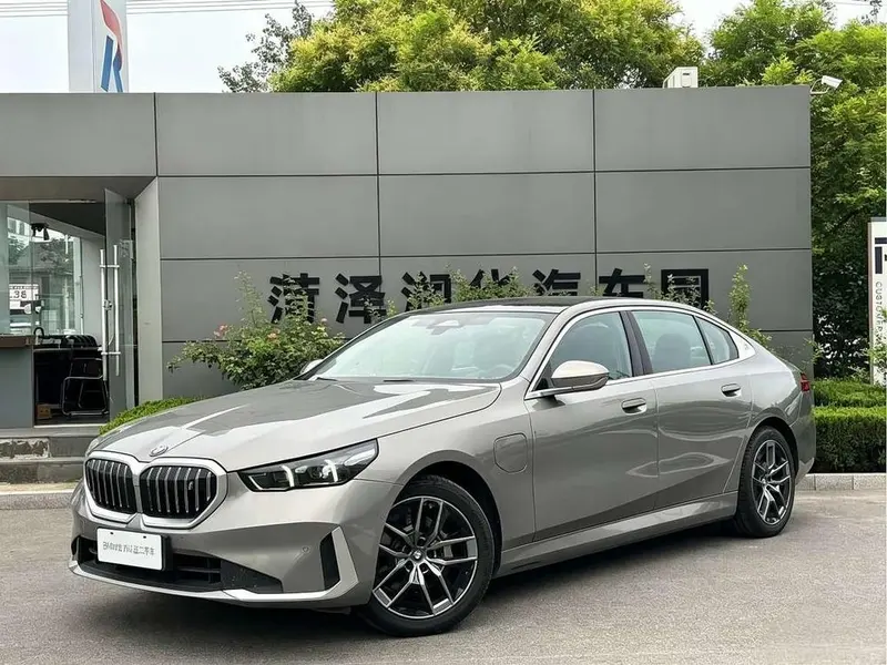 BMW i5, 2024