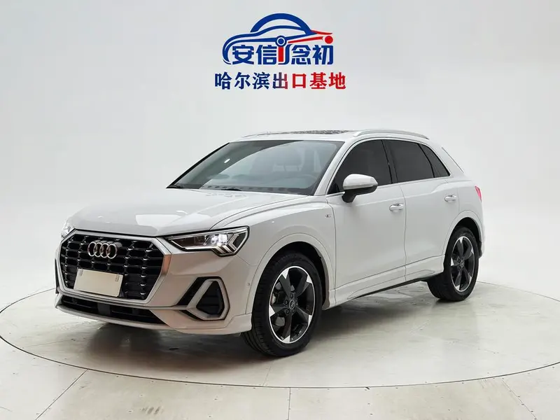 Audi Q3, 2022