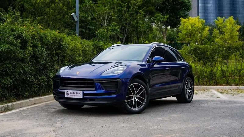 Porsche Macan, 2022