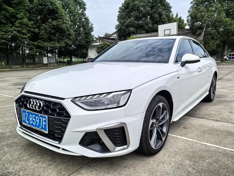 Audi A4L, 2021