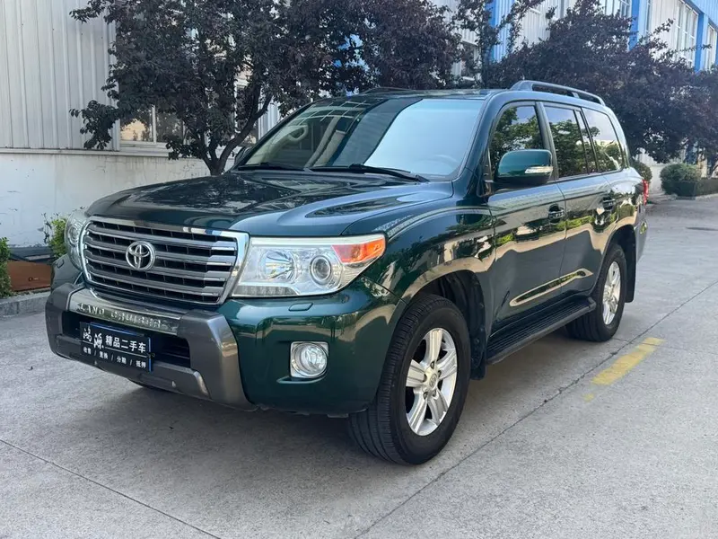 Toyota Land Cruiser, 2012