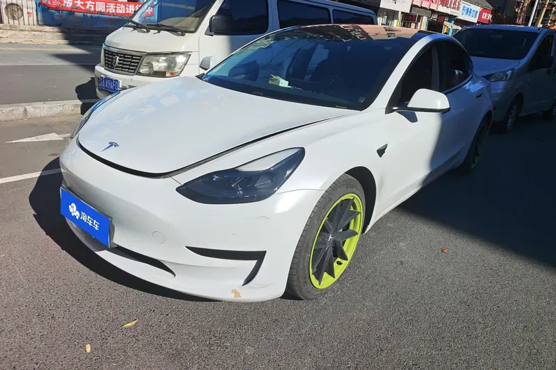 Tesla Model 3, 2021