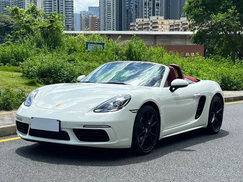 Porsche 718, 2023
