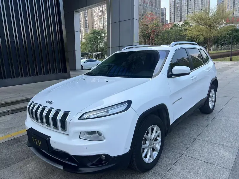 Jeep Cherokee, 2016