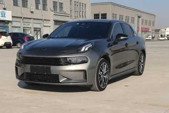 Lynk & Co 03 2.0TD Auto Dynamic Champion Edition, 2021 — фото 1
