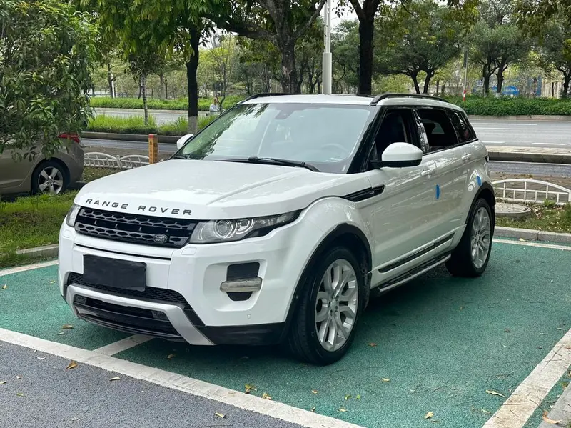 Land Rover Range Rover Evoque (Import) 2.0T 5 Edition, 2014 — фото 1