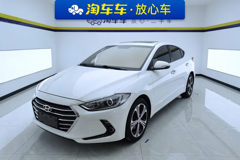 Hyundai Elantra Lingdong 1.4T Dual Clutch Stylish · Version, 2018 — фото 1