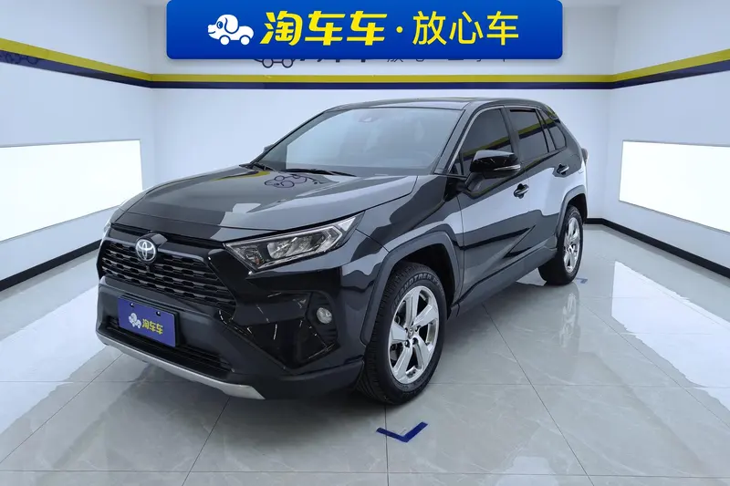 Toyota RAV4 2.0L CVT 2WD Style Edition, 2022 — фото 1