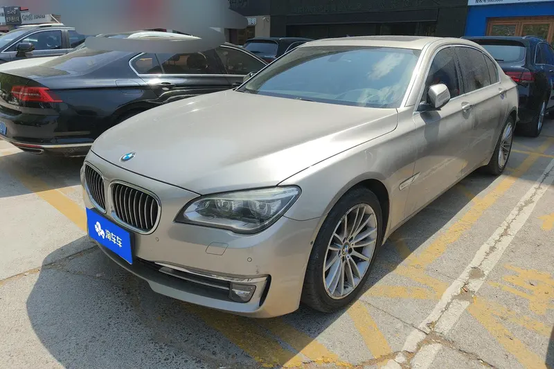 BMW 7-Series, 2013