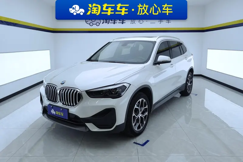 BMW X1 sDrive25Li Leading Version, 2022 — фото 1