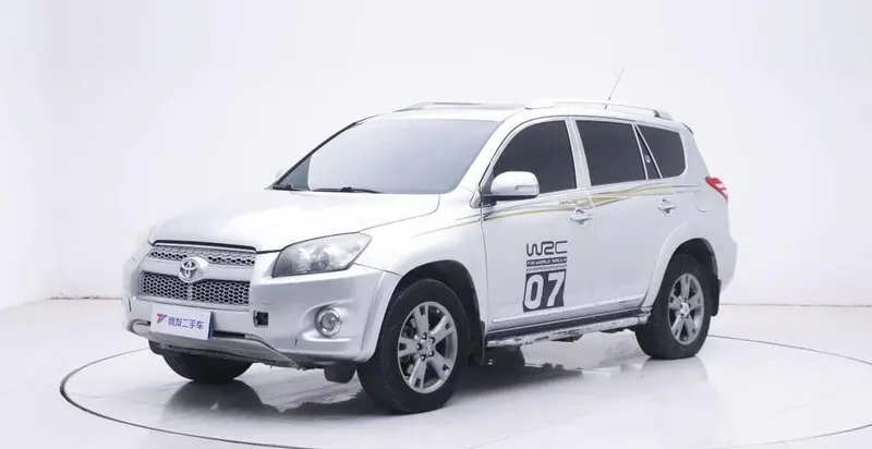 Toyota RAV4 Stylish Edition 2.4L Auto 4WD Luxury, 2012 — фото 1