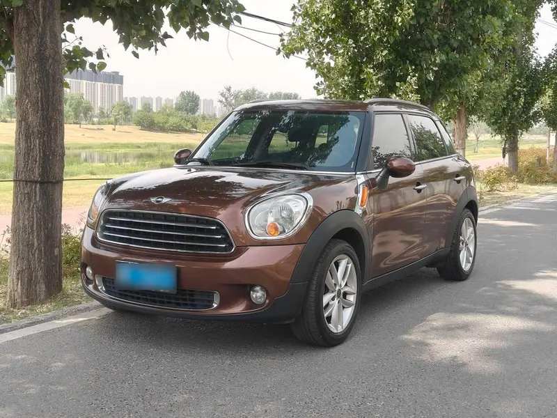 MINI COUNTRYMAN, 2011