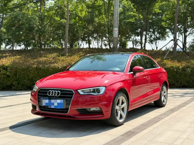 Audi A3 Limousine 35 TFSI Auto Comfort Version, 2014 — фото 1