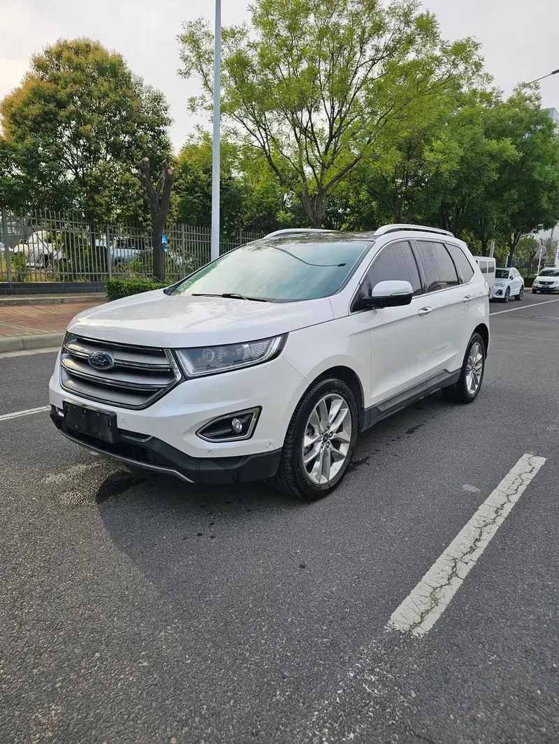 Ford Edge EcoBoost 245 4WD Premium Sharp Version 7 Seater, 2016 — фото 1