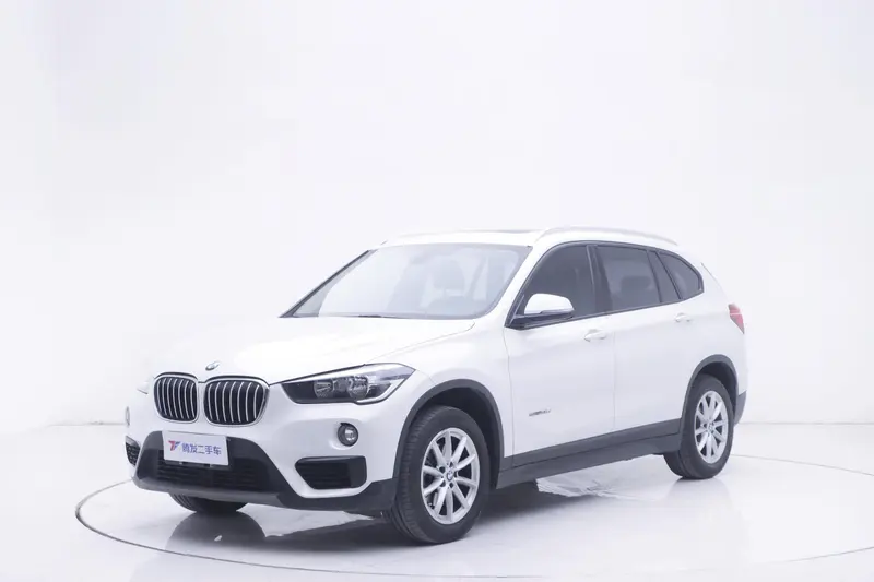 BMW X1 sDrive18Li Fashion Version, 2018 — фото 1