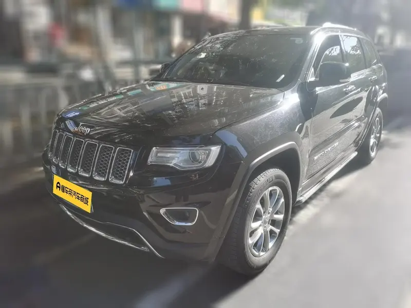 Jeep Grand Cherokee (Import), 2015