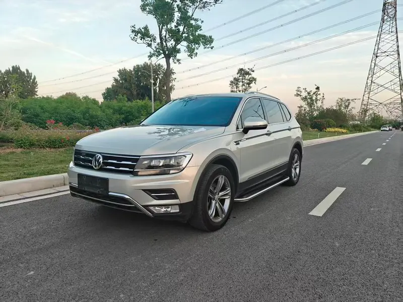 Volkswagen Tiguan L, 2020