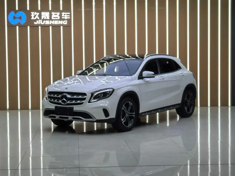 Mercedes-Benz GLA GLA 200 Fashion Version, 2018 — фото 1