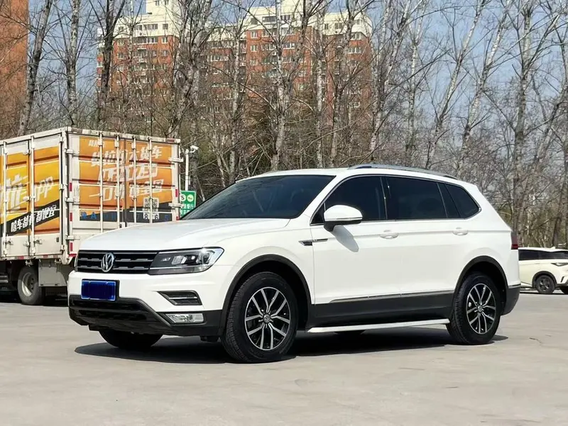Volkswagen Tiguan L, 2018