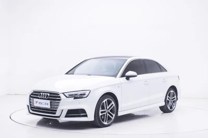 Audi A3 Limousine 35 TFSI Fashion Version CN5, 2020 — фото 1