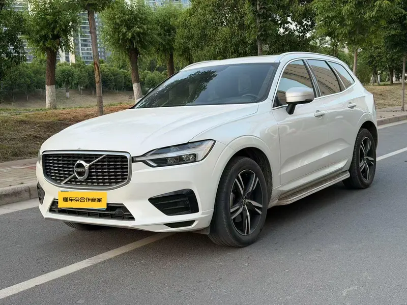 Volvo XC60 T5 4WD Sport Edition CN6, 2019 — фото 1