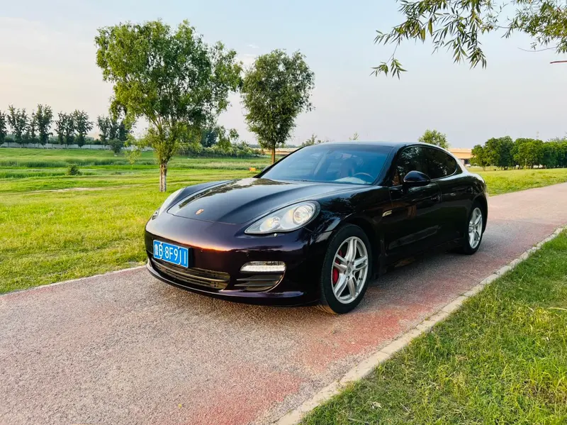 Porsche Panamera 3.6L Auto RWD 4 Seater Parallel Import, 2012 — фото 1