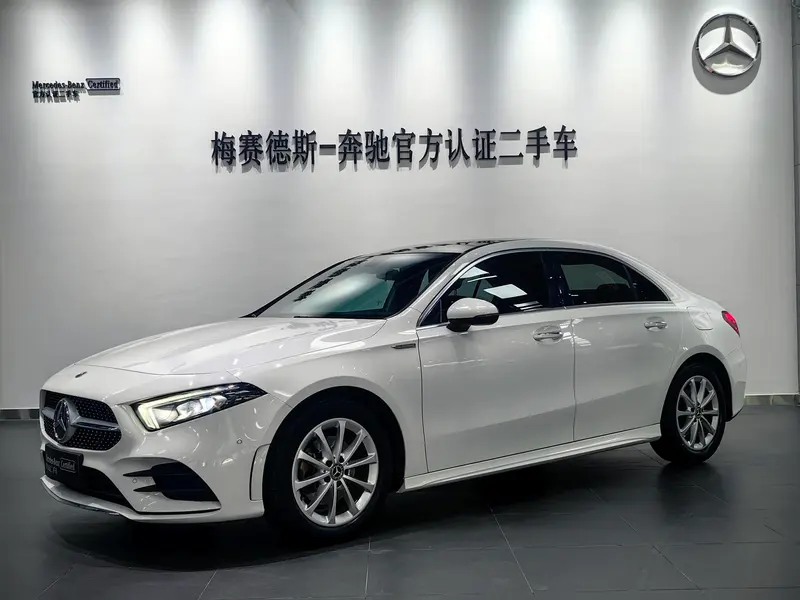 Mercedes-Benz A-Class A 200 L Sport Fashion Edition, 2021 — фото 1