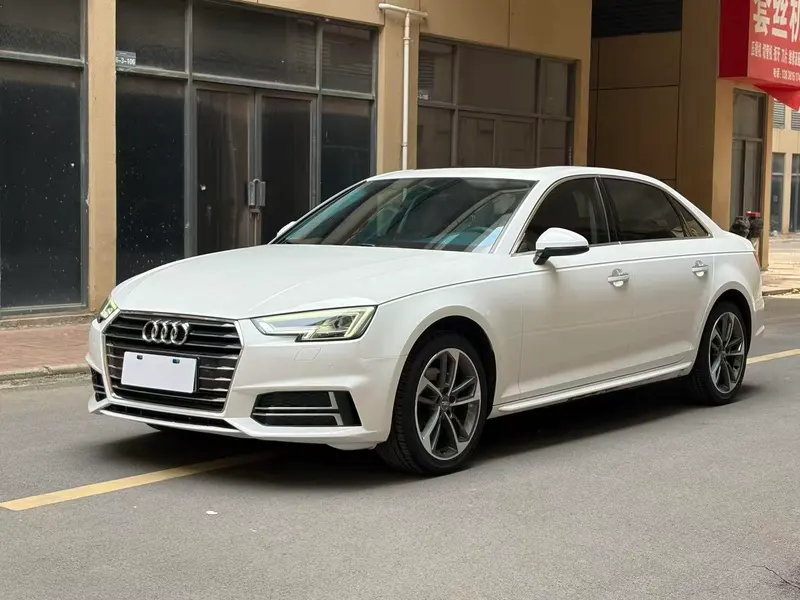 Audi A4L 40 TFSI Version CN6, 2019 — фото 1