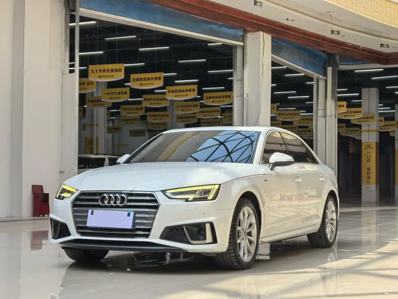 Audi A4L 40 TFSI Fashion Version CN6, 2019 — фото 1