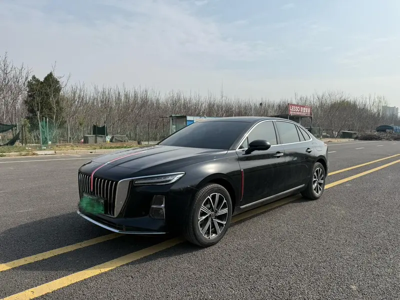 Hongqi H5 PHEV, 2025