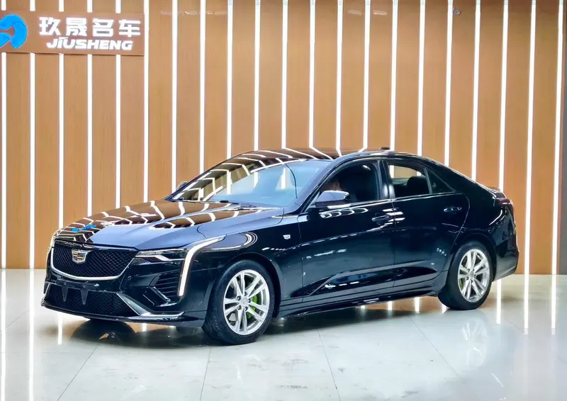 Cadillac CT4, 2022