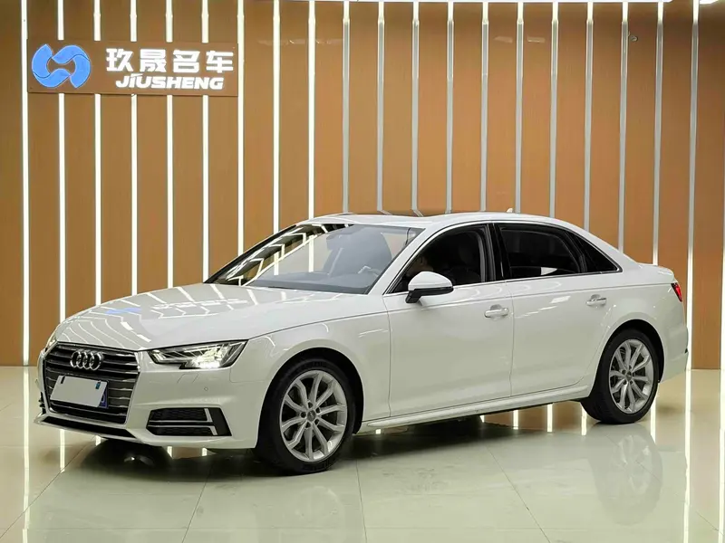 Audi A4L 30 Version 40 TFSI Fashion Version, 2018 — фото 1