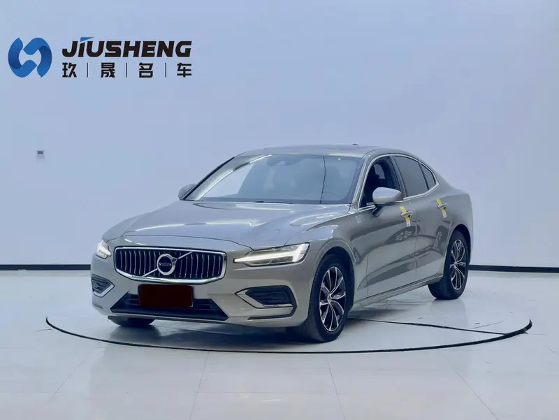 Volvo S60, 2021