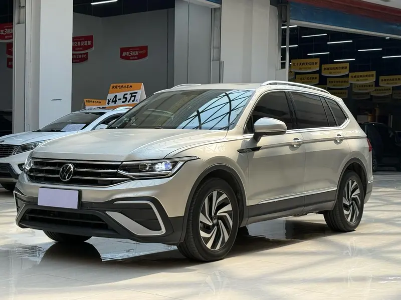 Volkswagen Tiguan L, 2022