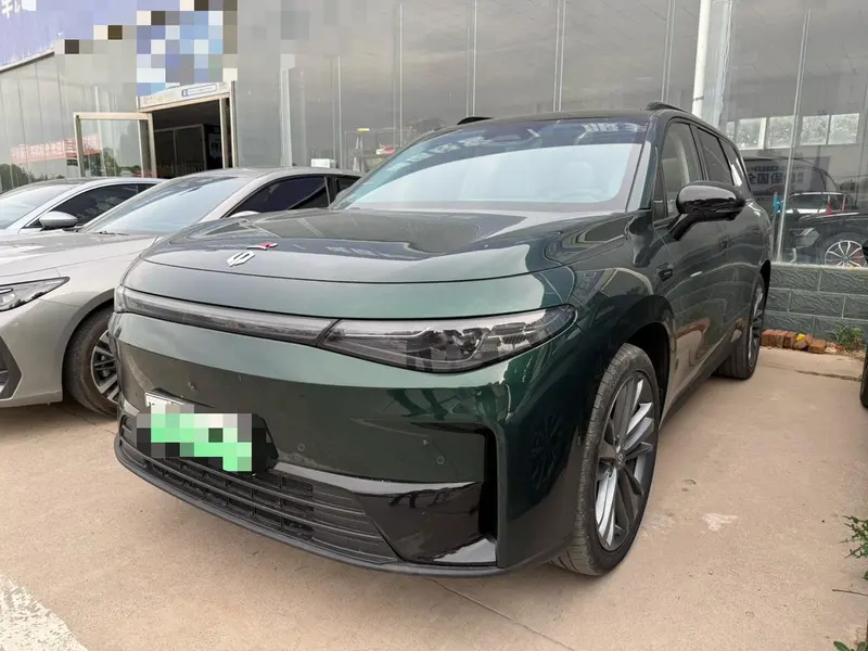 Leapmotor C16 EREV 200 Prestige Edition, 2024 — фото 1